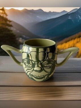 Disney Limited Edition Star Wars Yoda Mug 20 oz. Green